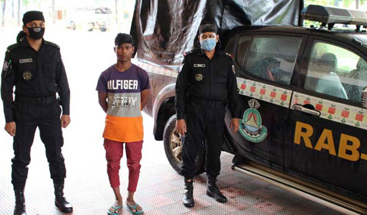 চট্টগ্রামে ২৯ হাজার ইয়াবাসহ আটক ১ চট্টগ্রামে ২৯ হাজার ইয়াবাসহ আটক ১