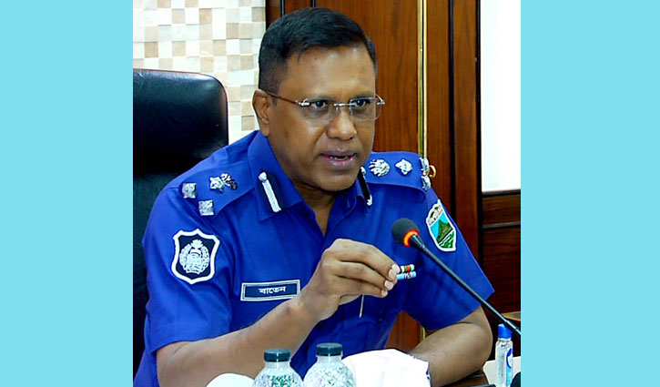মাদকে সম্পৃক্ত হলে পুলিশের চাকরি থাকবে না: রাজশাহীর নতুন ডিআইজি মাদকে সম্পৃক্ত হলে পুলিশের চাকরি থাকবে না: রাজশাহীর নতুন ডিআইজি
