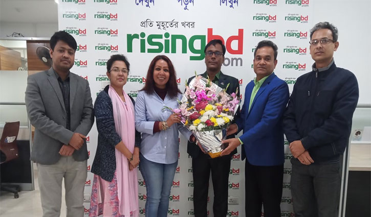 রাইজিংবিডিতে ভ্রমণকন্যা এলিজা রাইজিংবিডিতে ভ্রমণকন্যা এলিজা