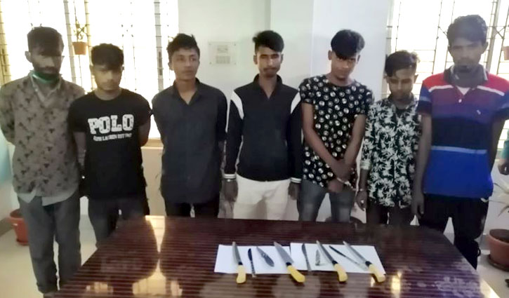 গাজীপুরে ডাকাতির প্রস্তুতিকালে আটক ৭ গাজীপুরে ডাকাতির প্রস্তুতিকালে আটক ৭
