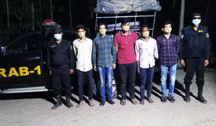 গাজীপুরে গোলাগুলি, আটক ৫ গাজীপুরে গোলাগুলি, আটক ৫