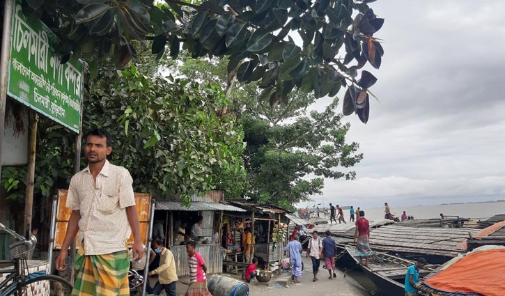 স্বপ্নের চিলমারী নৌবন্দর চালুর অপেক্ষায় কুড়িগ্রামবাসী স্বপ্নের চিলমারী নৌবন্দর চালুর অপেক্ষায় কুড়িগ্রামবাসী
