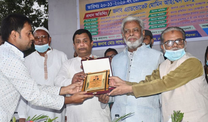 নাগরিক সুবিধা সম্পন্ন পৌরসভা গড়তে সহযোগিতা চান পৌর মেয়র নাগরিক সুবিধা সম্পন্ন পৌরসভা গড়তে সহযোগিতা চান পৌর মেয়র