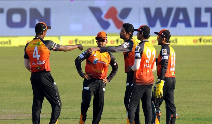 কেন পারছে না খুলনা, ব্যাখ্যা করলেন মাহমুদউল্লাহ কেন পারছে না খুলনা, ব্যাখ্যা করলেন মাহমুদউল্লাহ