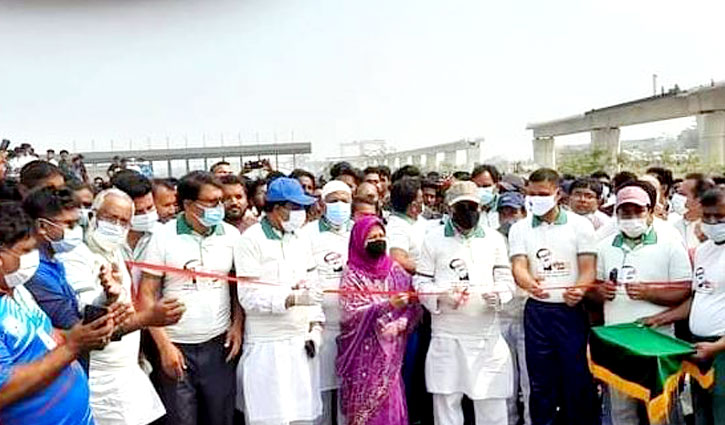মাদারীপুরে বঙ্গবন্ধু শেখ মুজিব ম্যারাথন প্রতিযোগিতা অনুষ্ঠিত মাদারীপুরে বঙ্গবন্ধু শেখ মুজিব ম্যারাথন প্রতিযোগিতা অনুষ্ঠিত