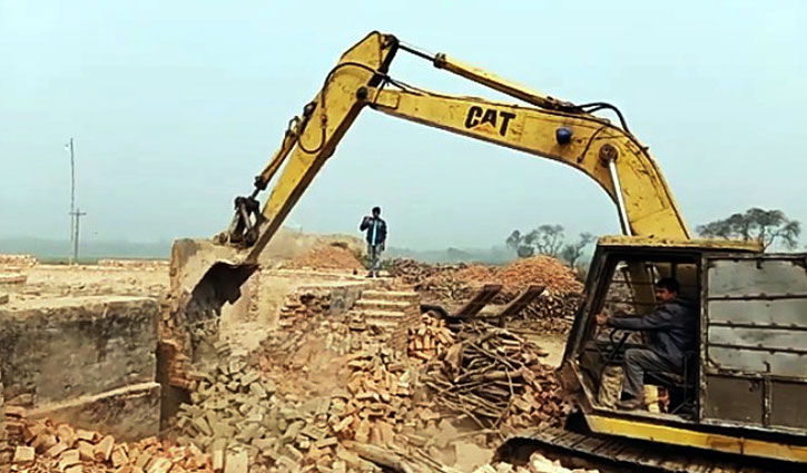 মেহেরপুরে ১০ ইটভাটায় ৬০ লাখ টাকা জরিমানা মেহেরপুরে ১০ ইটভাটায় ৬০ লাখ টাকা জরিমানা
