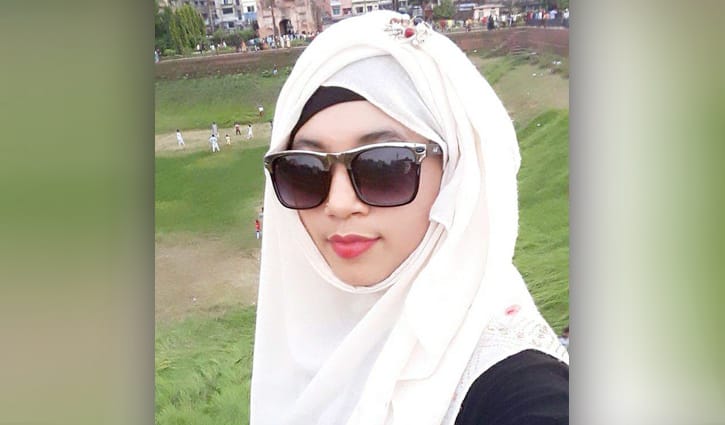 গ্রামে বসে ডলার আয় করছেন ইউটিউবার মিতু গ্রামে বসে ডলার আয় করছেন ইউটিউবার মিতু