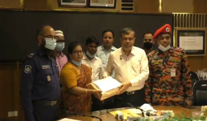 নারায়ণগঞ্জে মসজিদে বিস্ফোরণের ঘটনায় তদন্ত প্রতিবেদন জমা নারায়ণগঞ্জে মসজিদে বিস্ফোরণের ঘটনায় তদন্ত প্রতিবেদন জমা