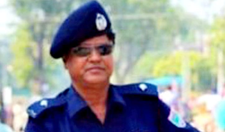 স্ত্রীসহ গাংনী থানার সাবেক ওসির বিরুদ্ধে দুদকের মামলা স্ত্রীসহ গাংনী থানার সাবেক ওসির বিরুদ্ধে দুদকের মামলা