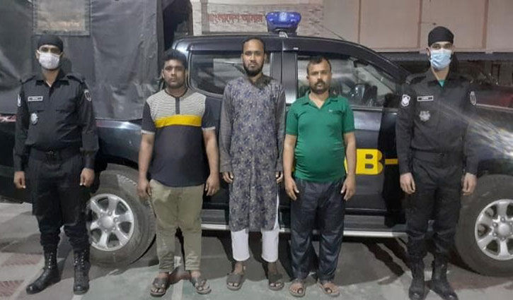 কদমতলীতে মানবপাচারকারী চক্রের তিন সদস্য গ্রেপ্তার কদমতলীতে মানবপাচারকারী চক্রের তিন সদস্য গ্রেপ্তার