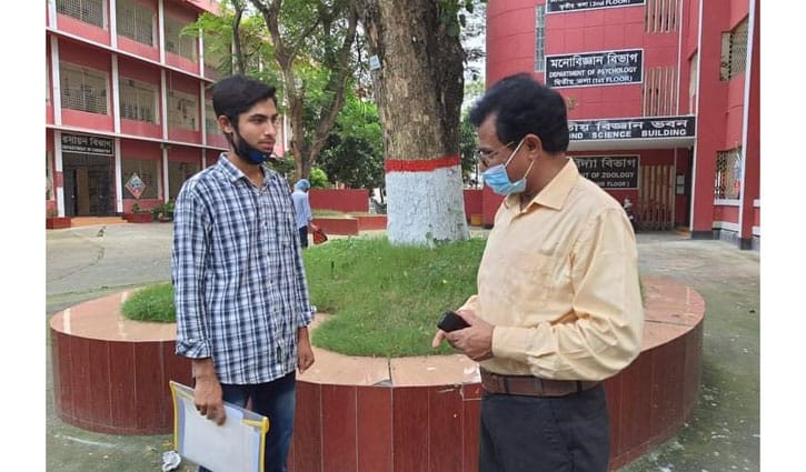 রাজশাহী কলেজ অধ্যক্ষের সহায়তায় স্বপ্ন পূরণ হলো ‘গোল্ডেন বয়’ রনির রাজশাহী কলেজ অধ্যক্ষের সহায়তায় স্বপ্ন পূরণ হলো ‘গোল্ডেন বয়’ রনির