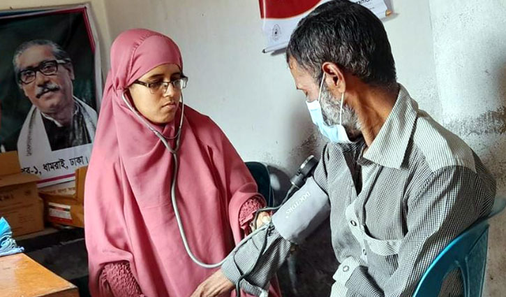 রেশমার চোখে আজও দেশ সেবা করছেন ভাষা মতিন রেশমার চোখে আজও দেশ সেবা করছেন ভাষা মতিন