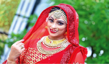 যার বিয়ে তার খবর নাই… যার বিয়ে তার খবর নাই…
