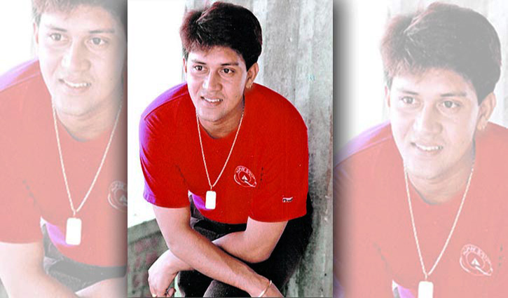 স্ত্রীর সঙ্গে লাইভে এসে সিনেমা ছাড়ার কারণ জানালেন শাকিল খান