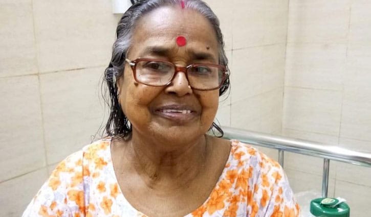 করোনা থেকে মুক্তি পেলেন সাতক্ষীরার ৮৫ বছরের বৃদ্ধা করোনা থেকে মুক্তি পেলেন সাতক্ষীরার ৮৫ বছরের বৃদ্ধা