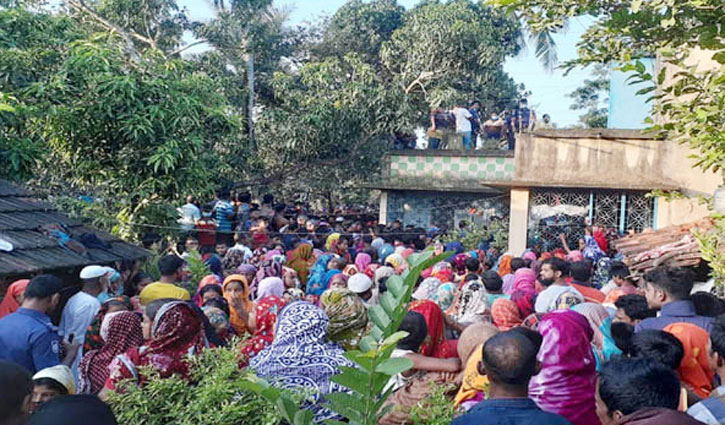 সাতক্ষীরার কলারোয়ায় ৪ খুন: গ্রেপ্তার আরও ৩ সাতক্ষীরার কলারোয়ায় ৪ খুন: গ্রেপ্তার আরও ৩