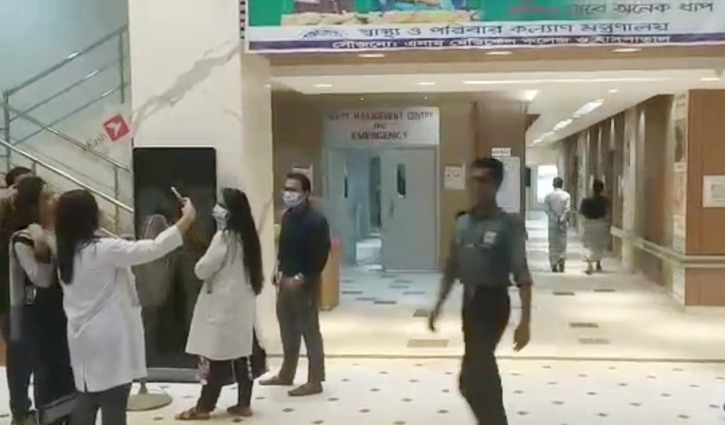 প্রেমের প্রস্তাবে রাজি না হওয়ায় স্কুলছাত্রীকে হত্যা প্রেমের প্রস্তাবে রাজি না হওয়ায় স্কুলছাত্রীকে হত্যা