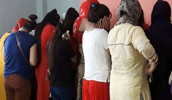 স্পা সেন্টারে অভিযান: গ্রেপ্তার ২৮ জন কারাগারে স্পা সেন্টারে অভিযান: গ্রেপ্তার ২৮ জন কারাগারে