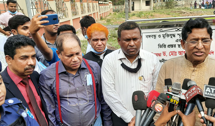 ওয়ালটনের সহযোগিতায় টাঙ্গাইলে বঙ্গবন্ধু ও মুক্তিযুদ্ধ স্মৃতিকেন্দ্র ওয়ালটনের সহযোগিতায় টাঙ্গাইলে বঙ্গবন্ধু ও মুক্তিযুদ্ধ স্মৃতিকেন্দ্র