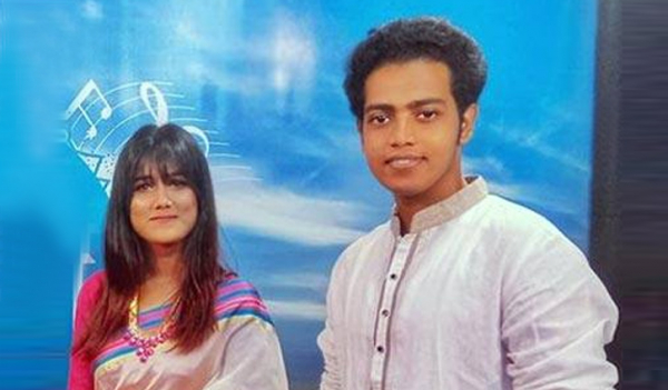 ত্রিবেণীতে আজ গাইবেন ‘সেরা কণ্ঠ’ সেমিফাইনালিস্ট মঞ্জুরি, শিশির ত্রিবেণীতে আজ গাইবেন ‘সেরা কণ্ঠ’ সেমিফাইনালিস্ট মঞ্জুরি, শিশির
