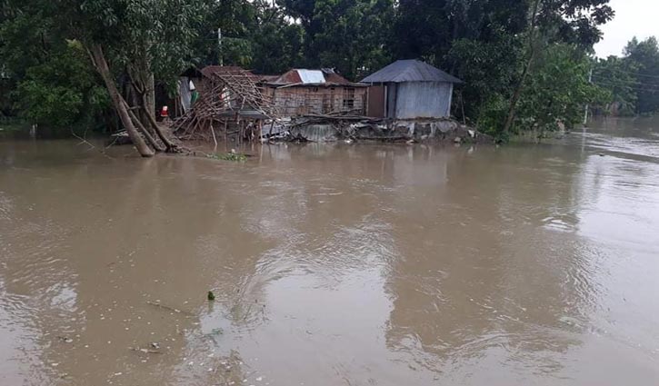 নওগাঁয় দ্বিতীয় দফায় বন্যার আশঙ্কা নওগাঁয় দ্বিতীয় দফায় বন্যার আশঙ্কা