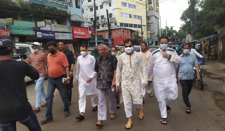 গণধর্ষণে জড়িতদের শাস্তির দাবিতে সিসিক মেয়রের পথযাত্রা গণধর্ষণে জড়িতদের শাস্তির দাবিতে সিসিক মেয়রের পথযাত্রা