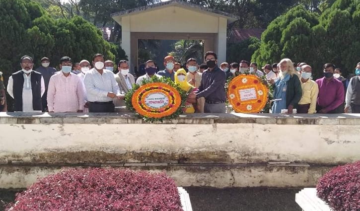 রাজবাড়ীতে মশাররফ হোসেনের জন্মবার্ষিকী উদযাপন রাজবাড়ীতে মশাররফ হোসেনের জন্মবার্ষিকী উদযাপন