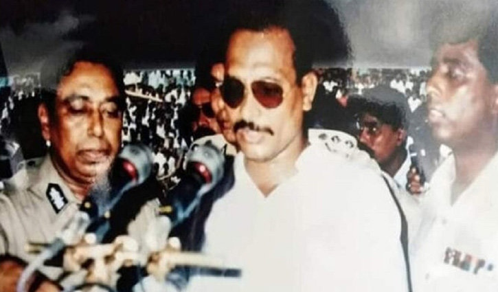 সিরাজ বাহিনীর প্রধান সিরাজ মারা গেছেন সিরাজ বাহিনীর প্রধান সিরাজ মারা গেছেন