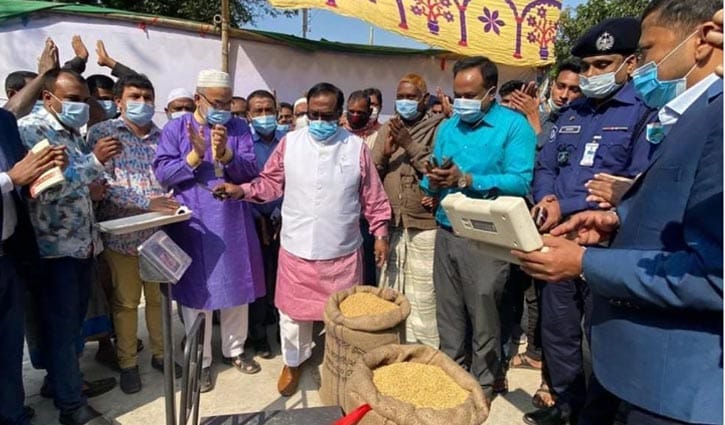 ধান-চালের দর বেঁধে দেওয়ার সুফল পাচ্ছে সবাই: খাদ্যমন্ত্রী ধান-চালের দর বেঁধে দেওয়ার সুফল পাচ্ছে সবাই: খাদ্যমন্ত্রী