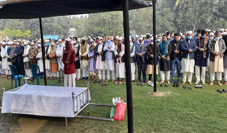 ওয়ালটন পরিচালক মাহবুব আলম মৃদুলকে পারিবারিক কবরস্থানে দাফন ওয়ালটন পরিচালক মাহবুব আলম মৃদুলকে পারিবারিক কবরস্থানে দাফন