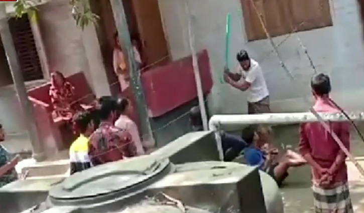 হাত-পা বেঁধে নির্যাতন: ৪ দিনেও কেউ গ্রেপ্তার হয়নি হাত-পা বেঁধে নির্যাতন: ৪ দিনেও কেউ গ্রেপ্তার হয়নি