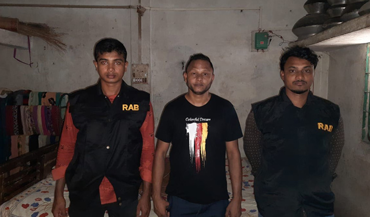 সাকিবকে হত্যার হুমকিদাতা গ্রেপ্তার সাকিবকে হত্যার হুমকিদাতা গ্রেপ্তার