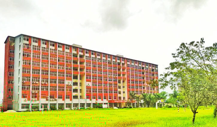 অনলাইন ক্লাস নিয়ে এখনো বিপাকে যবিপ্রবি শিক্ষার্থীরা অনলাইন ক্লাস নিয়ে এখনো বিপাকে যবিপ্রবি শিক্ষার্থীরা