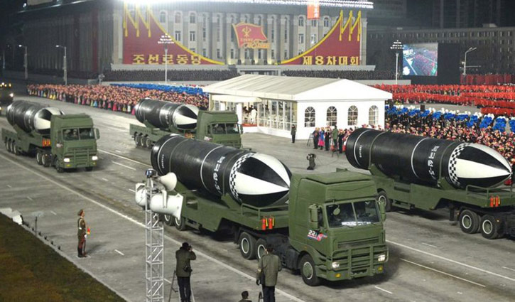 ‘বিশ্বের সবচেয়ে শক্তিশালী অস্ত্র’ প্রদর্শন করলো উত্তর কোরিয়া