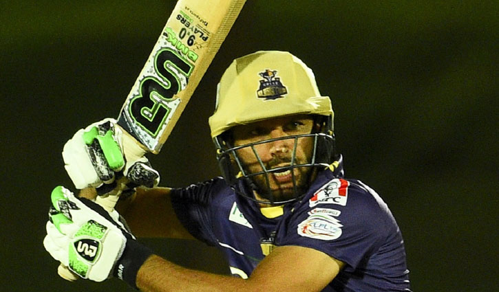 ‘ব্যক্তিগত জরুরি’ কারণে পাকিস্তানে ফিরছেন আফ্রিদি