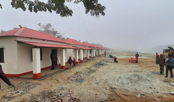 ‘কোনোদিন ভাবিনি পাকা ঘরে বাস করবো’ ‘কোনোদিন ভাবিনি পাকা ঘরে বাস করবো’