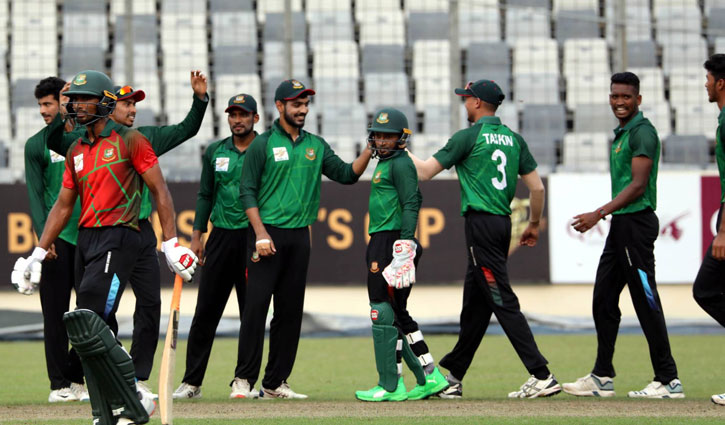 শক্তির জায়গা যখন ফিল্ডিং