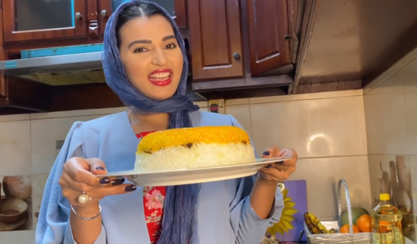 বর্ষার ‘ভাত কেক’ (ভিডিও)