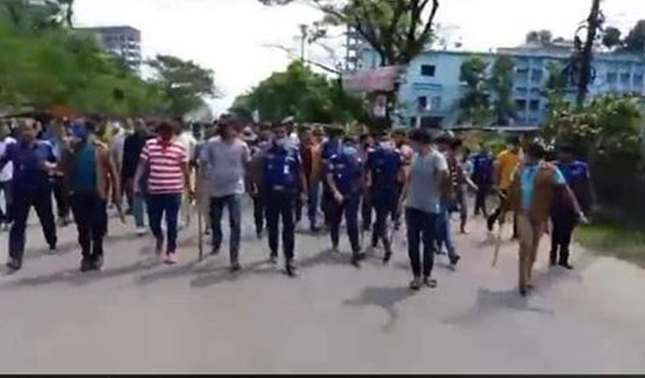 ফেনীতে লংমার্চে হামলার প্রতিবাদ ছাত্র ইউনিয়নের ফেনীতে লংমার্চে হামলার প্রতিবাদ ছাত্র ইউনিয়নের