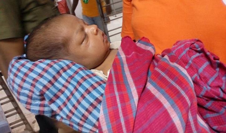 সেই নবজাতককে পেতে আইনি লড়াইয়ে বাবুর্চি হারুন সেই নবজাতককে পেতে আইনি লড়াইয়ে বাবুর্চি হারুন