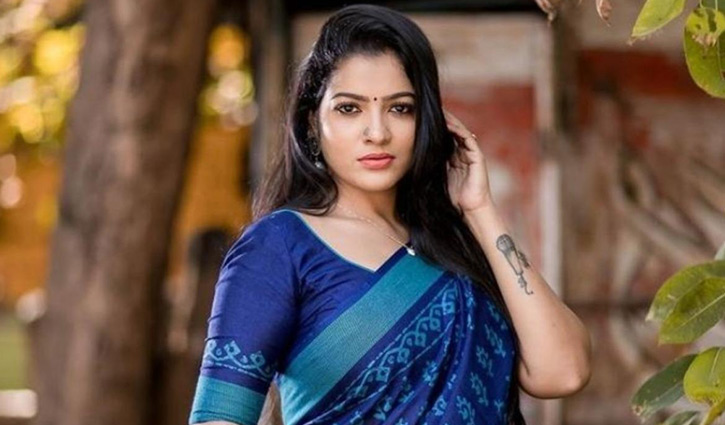 অন্তরঙ্গ দৃশ্যে অভিনয়ের জেরে অভিনেত্রীর আত্মহত্যা, স্বামী গ্রেপ্তার অন্তরঙ্গ দৃশ্যে অভিনয়ের জেরে অভিনেত্রীর আত্মহত্যা, স্বামী গ্রেপ্তার