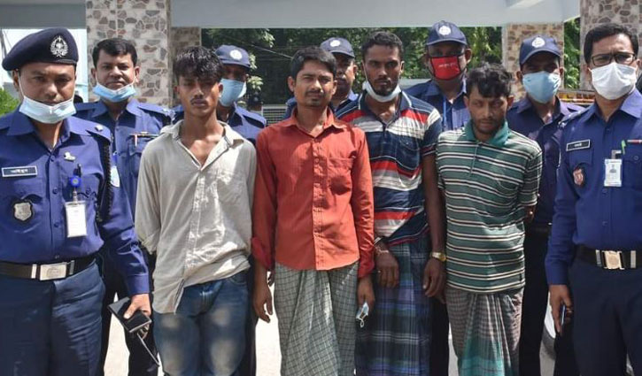 লালমাইয়ে ৪র্থ শ্রেণির ছাত্র খুন: গ্রেপ্তার ৪ লালমাইয়ে ৪র্থ শ্রেণির ছাত্র খুন: গ্রেপ্তার ৪