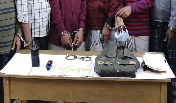 ডিবি পরিচয়ে প্রতারণা, আটক ১০ ডিবি পরিচয়ে প্রতারণা, আটক ১০