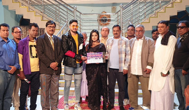 ডিপজলের গল্পে তৈরি হচ্ছে সিনেমা