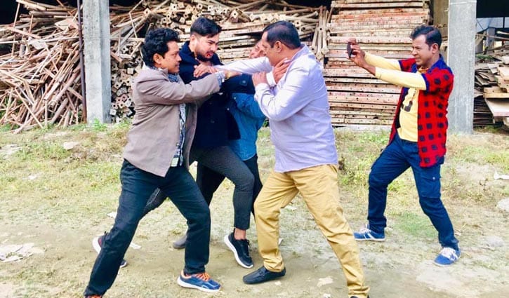 সংঘর্ষে ডিপজল-জয়! সংঘর্ষে ডিপজল-জয়!