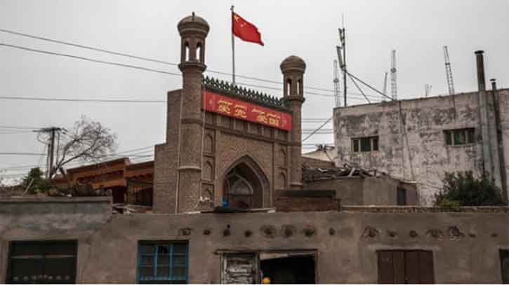 China destroys thousands of mosques in Xinjiang China destroys thousands of mosques in Xinjiang