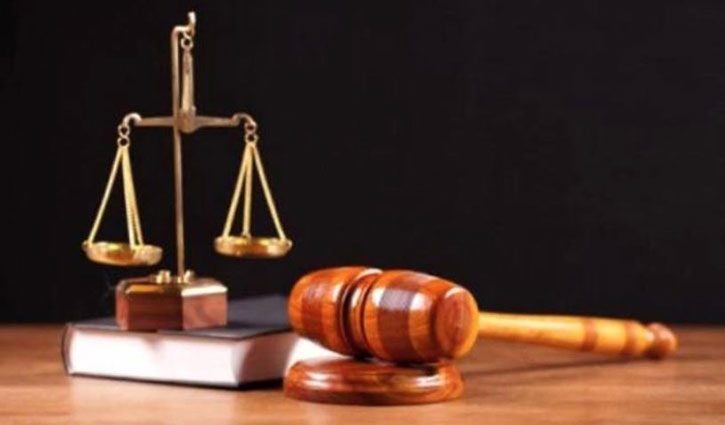 Bank officer among 2 sentenced in money embezzlement case Bank officer among 2 sentenced in money embezzlement case