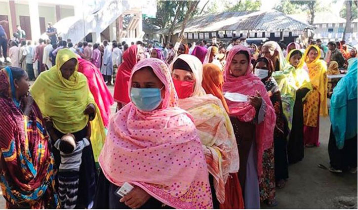 Voting in Dhaka-18, Sirajganj-1 by-polls underway Voting in Dhaka-18, Sirajganj-1 by-polls underway