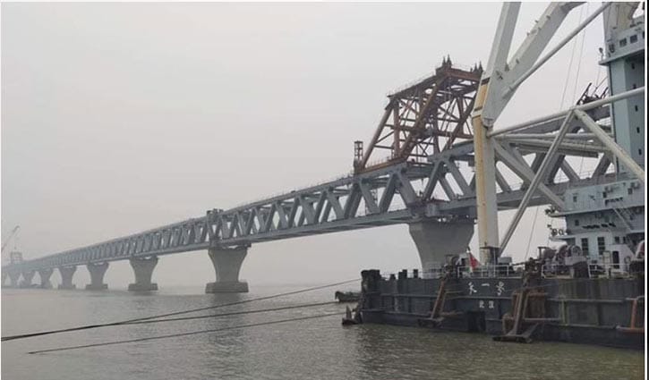 39th span of Padma Bridge installed, 5,850 meters become visible 39th span of Padma Bridge installed, 5,850 meters become visible