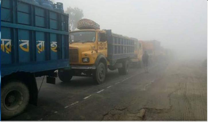 17-km long tailback on Bangabandhu Bridge highway 17-km long tailback on Bangabandhu Bridge highway